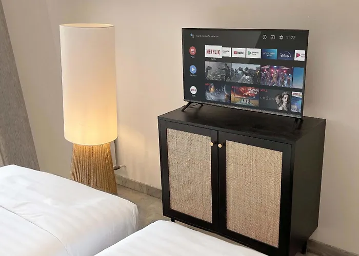 شقة With Terrace 5 Min From The *