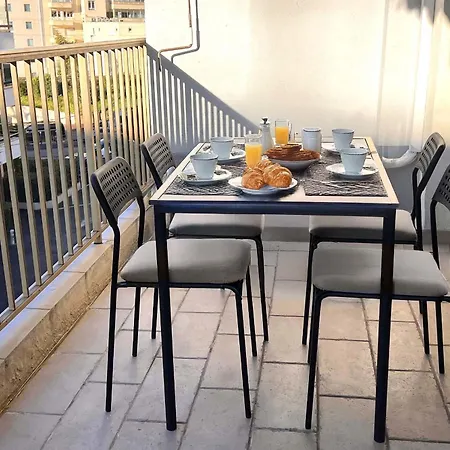 With Terrace 5 Min From The Lejlighed