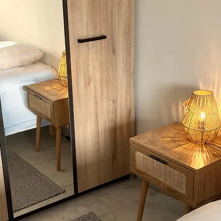 Appartement With Terrace 5 Min From The Cannes